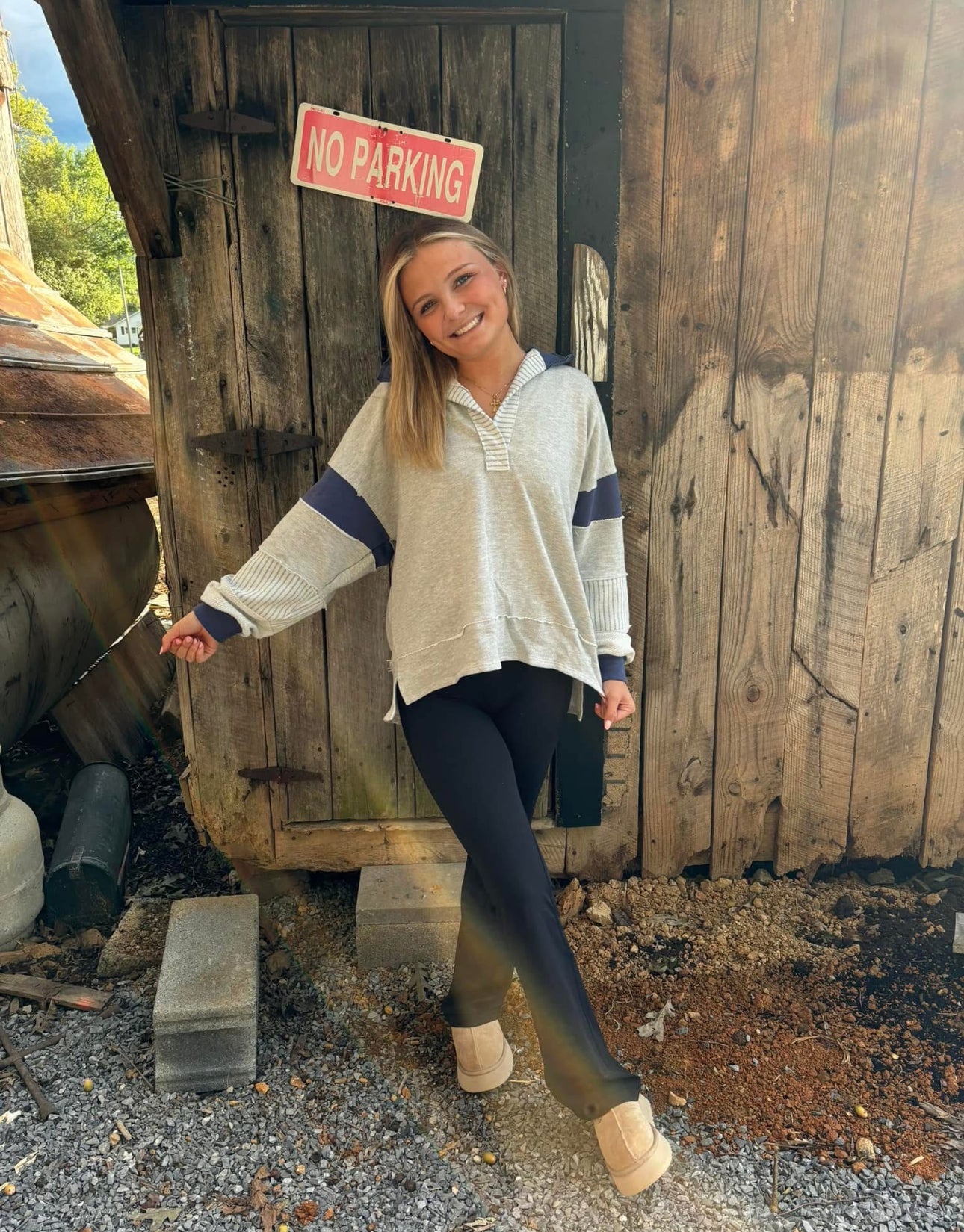 Navy Pullover