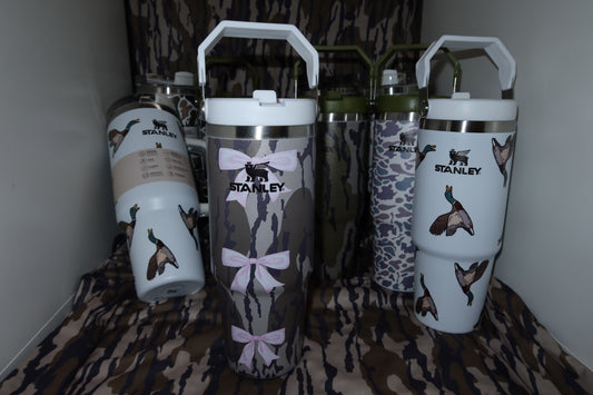 Bow Camo Cup - 30 OZ